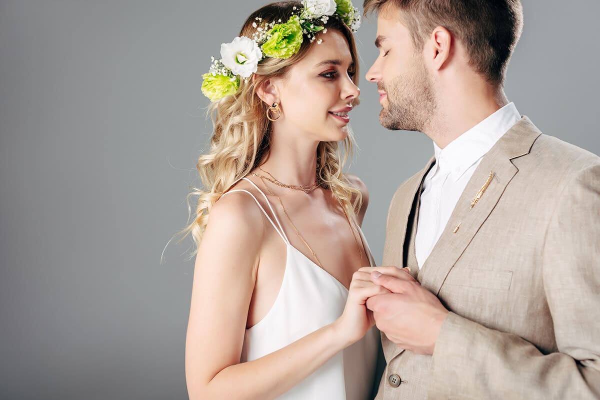 Die Top 5 Hochzeitsanzug-Trends für den Sommer 2023 Die Top 5 Hochzeitsanzug-Trends für den Sommer 2023