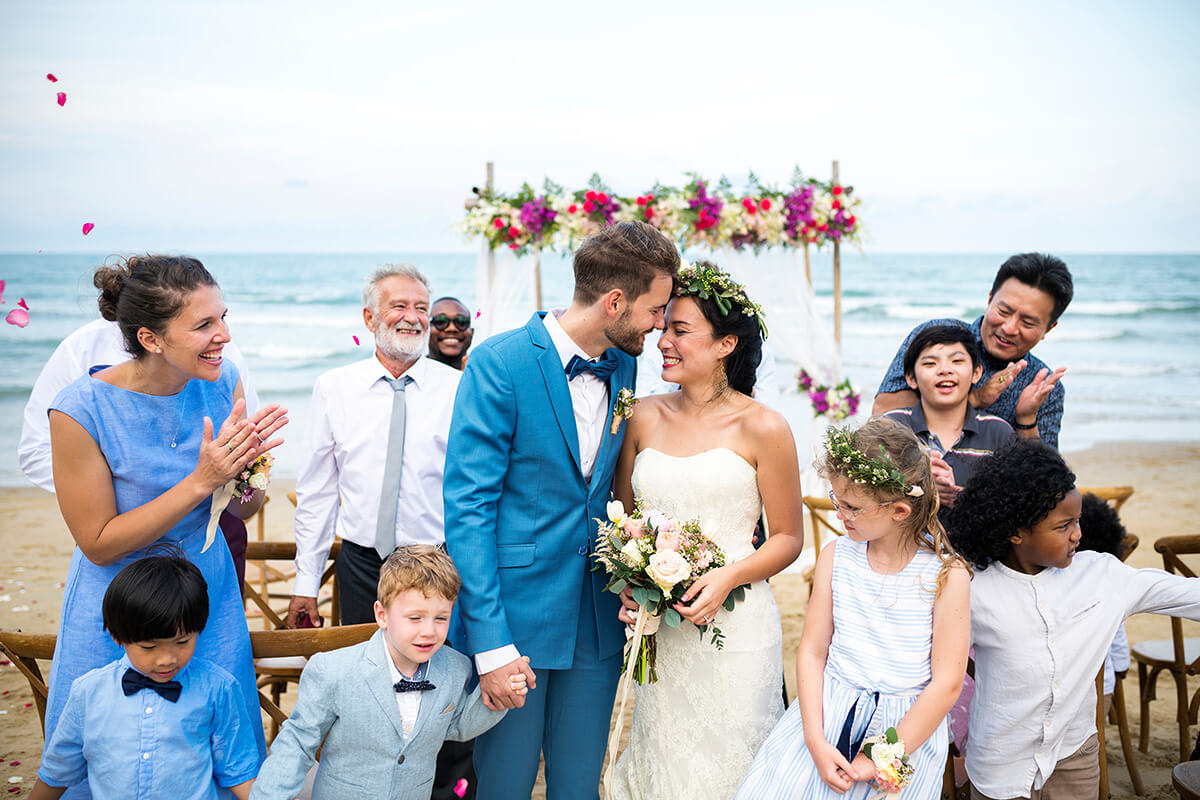 Summer Wedding Suits for Men - Staying Cool and Stylish Summer Wedding Suits for Men - Staying Cool and Stylish